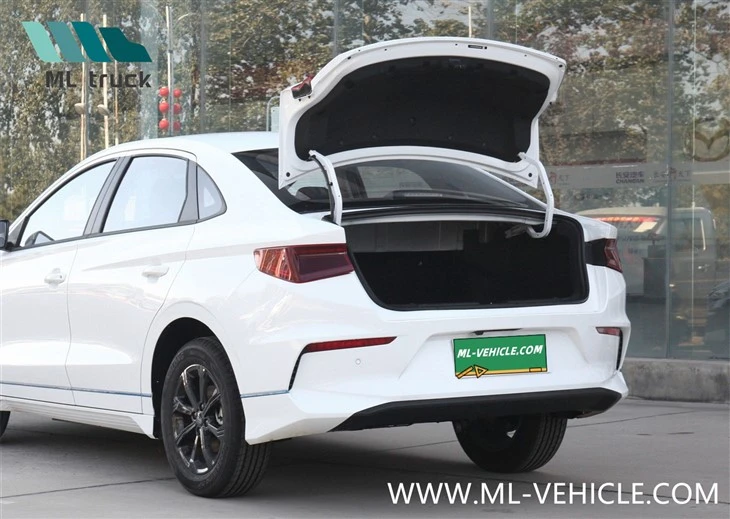 BYD E3