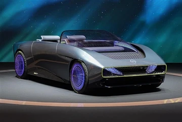 Nissan Max-Out Electric Sports Car Debuts