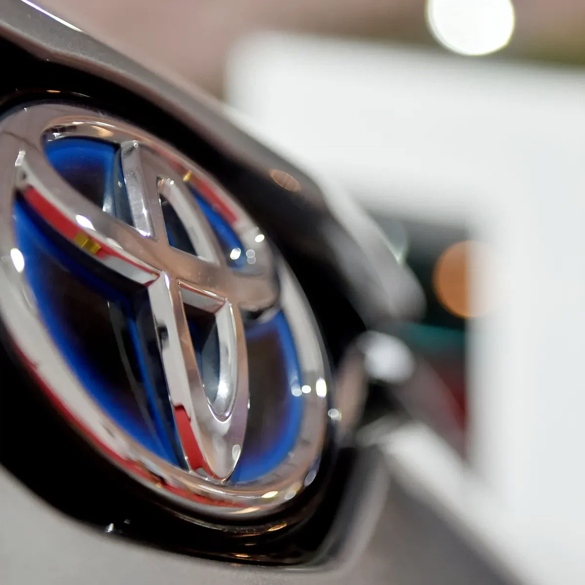 Ключ Toyota к трансформации электрификации: производство трети кузова автомоб...