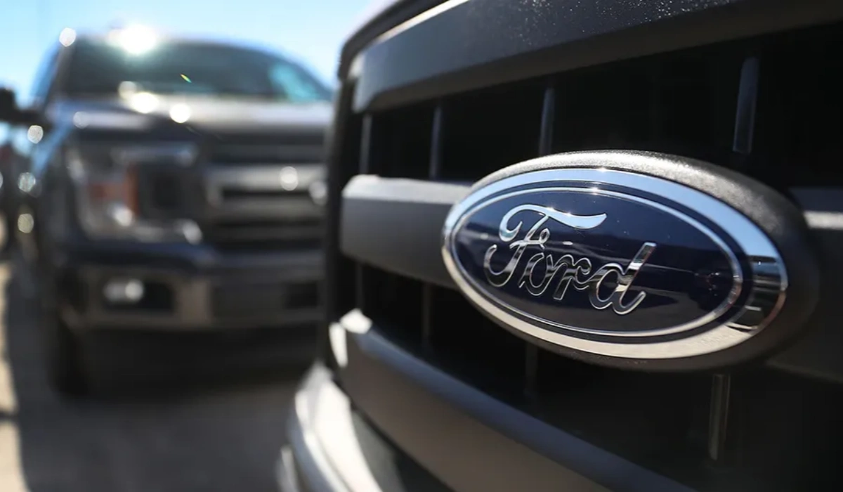 США расследуют почти 1,3 миллиона грузовиков Ford F-150 в связи с неожиданным...
