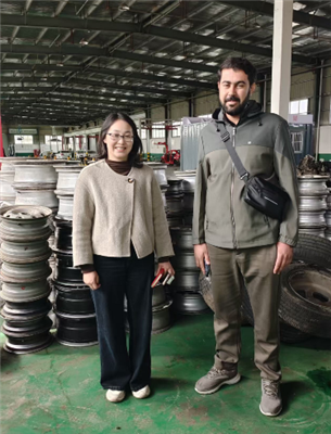 Клиенты из Афганистана посещают нашу компанию для изучения возможности сотруд...